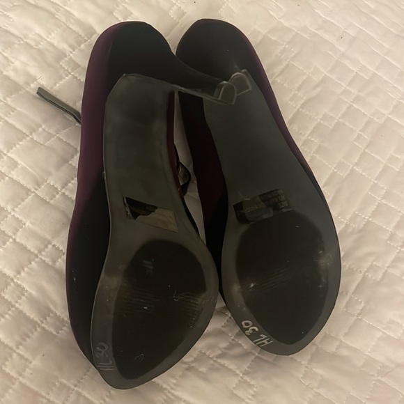 ⭐️ HOST PICK ⭐️ NEW Ladies Sz 8 shoes Qupid Purple Platform Strappy Heels black - Picture 8 of 10